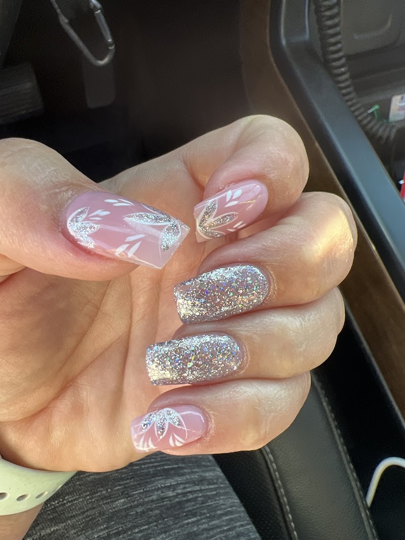 Wishkah Nails, nail salon in Aberdeen, WA, photo 5 of 8
